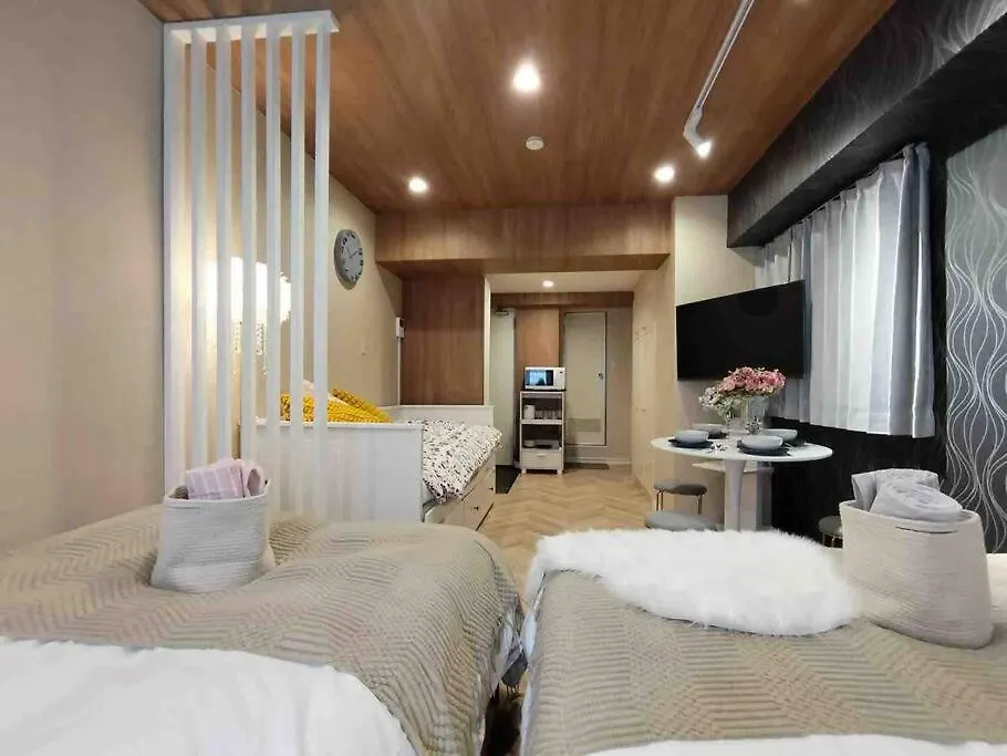 Apartment デザイナーズルーム新宿 エレベーター付　繫華街に至近 最大6人 　飲食店集中　買い物便利 Japan