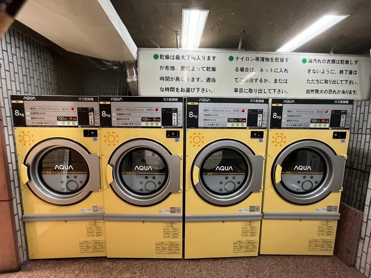 Apartment デザイナーズルーム新宿 エレベーター付　繫華街に至近 最大6人 　飲食店集中　買い物便利